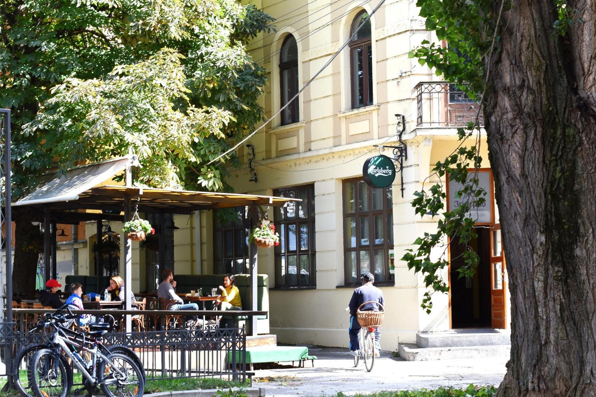 La Maison Nis Bagian luar foto